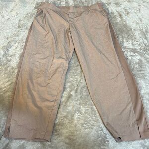 Athleta Brooklyn textured ankle pant in pink